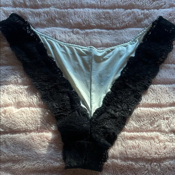 Victoria’s Secret L panty bundle NWT - Picture 7 of 13
